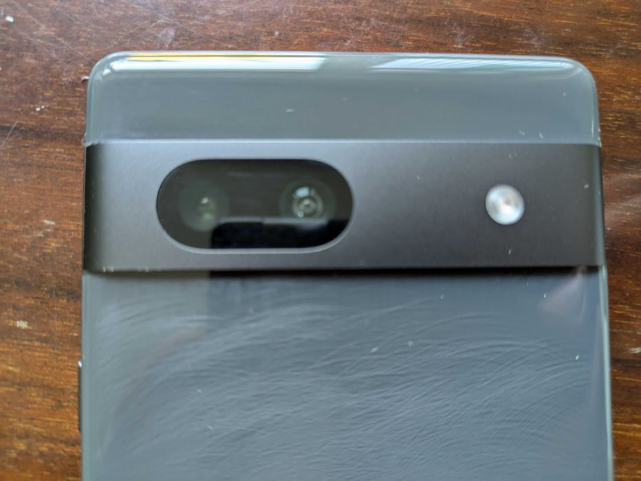 Google Pixel 7a Charcoal, 8 / 128, OLED, 90 Hz