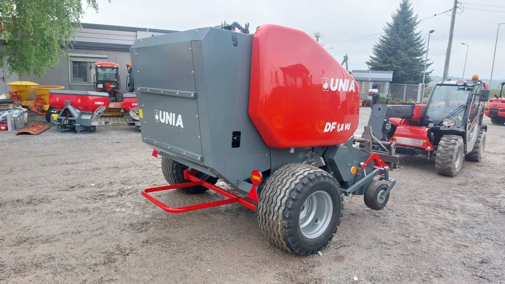 Prasa rolująca zmiennokomorowa Unia DF 1,8VD DEMO