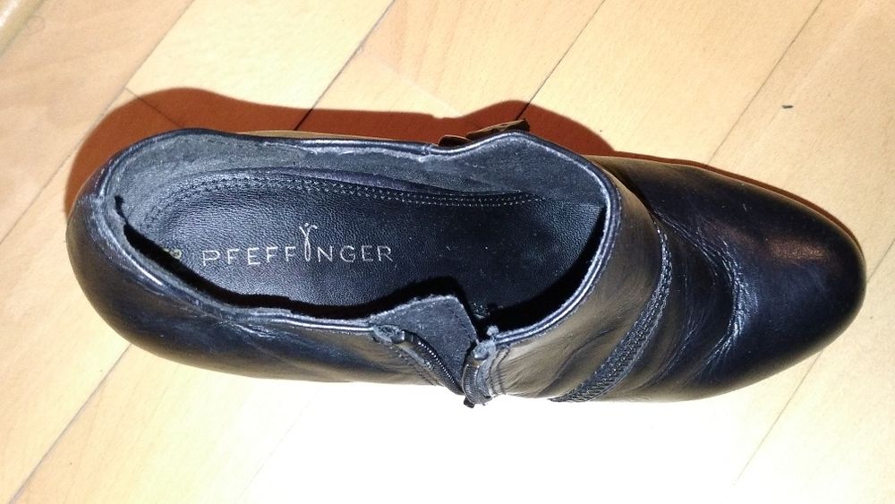 Damskie buty,czarne,skórzane,na biczny zamek,r.38
