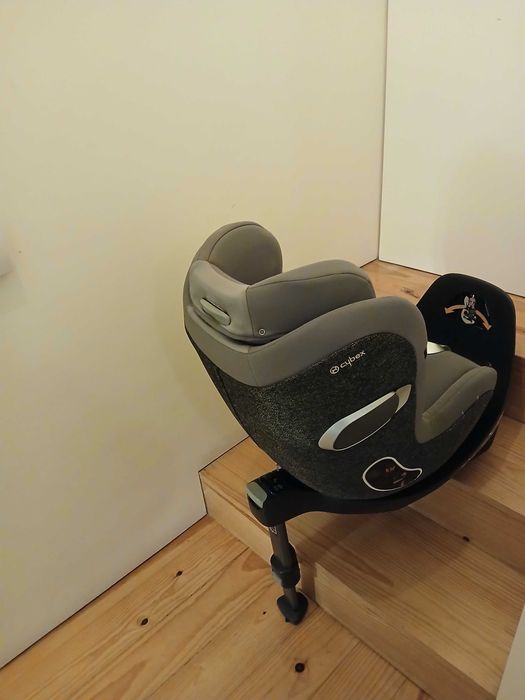 Cadeira auto bebé