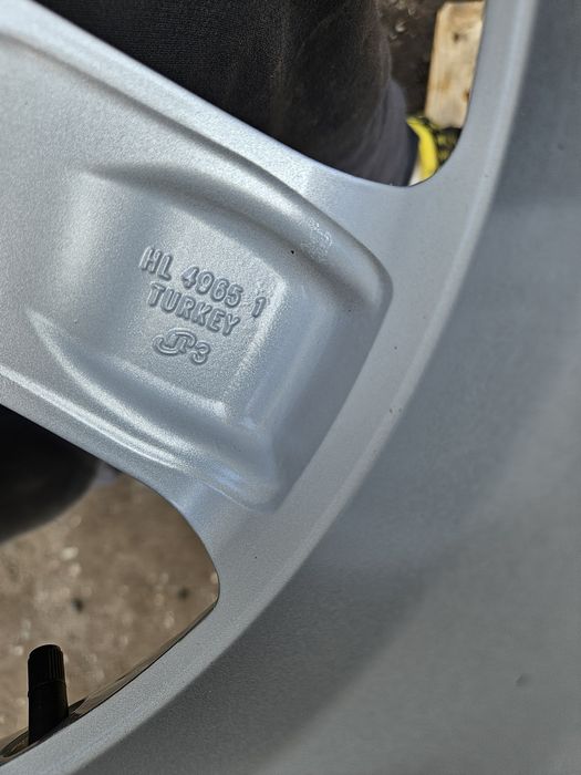 Alufelgi 16 Toyota Prius Yaris IV Avensis 5x100 ET45