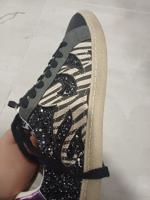 Buty sportowe sneakers błyszczące nowe 38 mtng