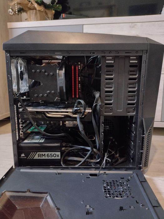 Sprzedam komputer stacjonarny