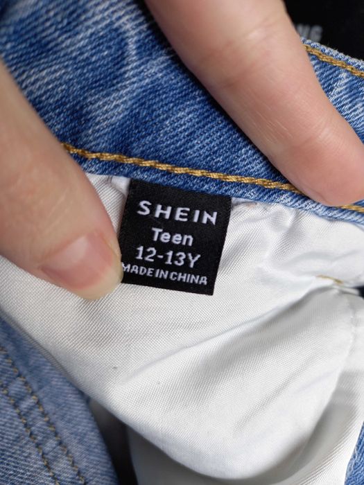 Вільні джинси shein must have у підлітків