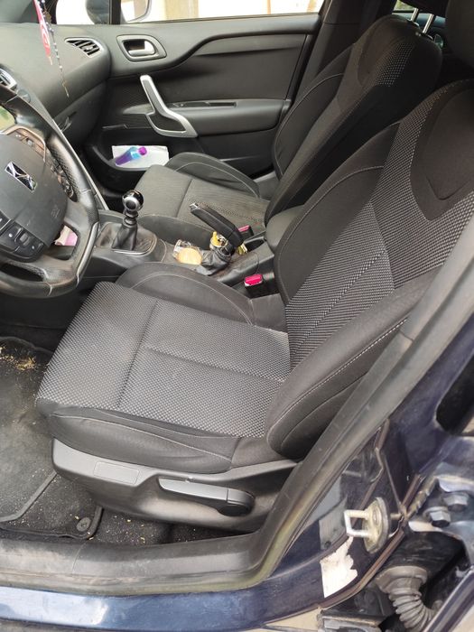 Vendo DS 4 semi-novo