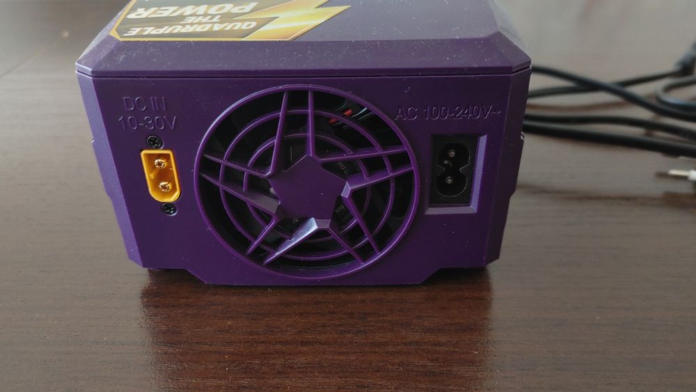 SkyRC Q200neo Profesjonalna Ładowarka Modelarska 4 Kanały Bluetooth