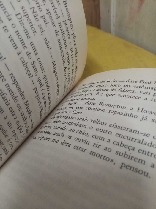 Esta escola põe-me doido - Livro de Nat HENTOFF