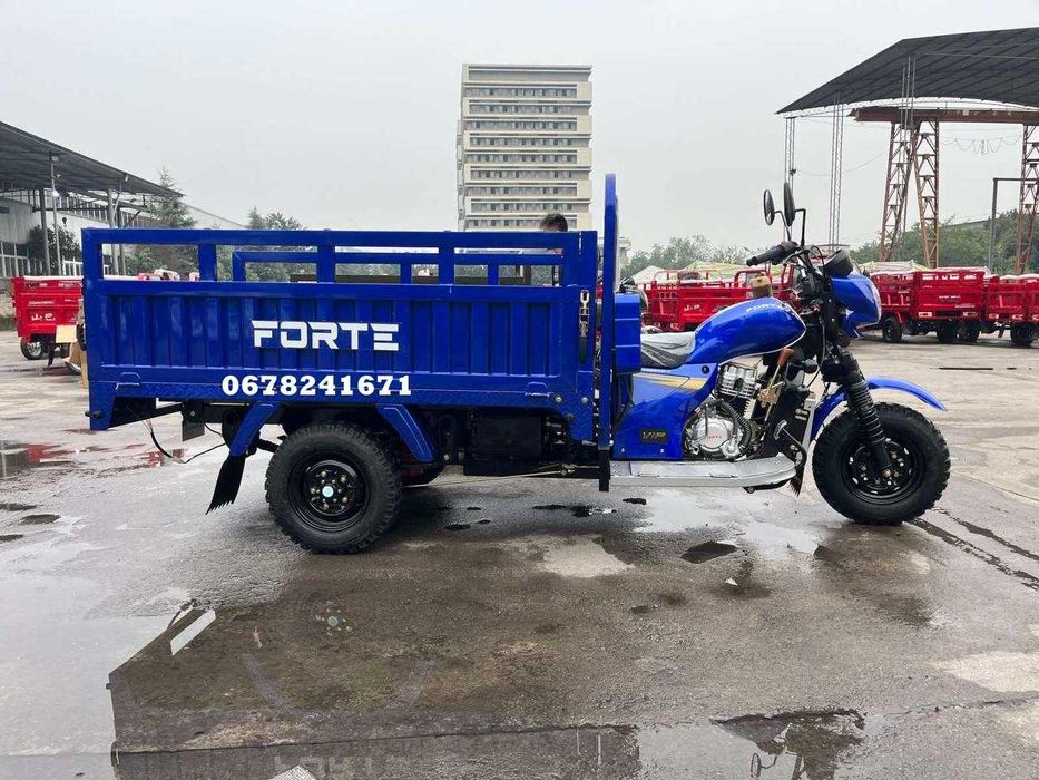 Мотоцикл FORTE CT-252  механіка бензин вантажопідйомність -600 кг Безкоштовна адресна доставка Можна в КРЕДИТ Маємо СТ-302Н