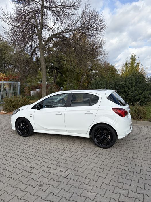 Opel Corsa E 2015 rok Color Edition