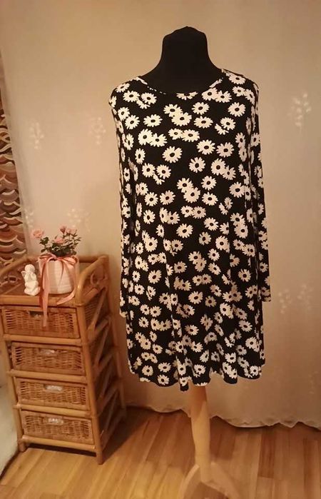 Tunika (sukienka) Biała Łączka,   R 48, RABAT, Darmowa dostawa.