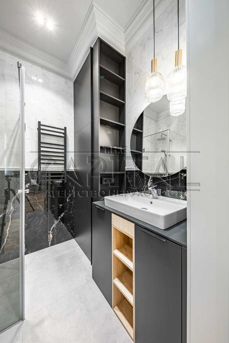 Центр. Золоті Ворота. Нова квартира, Ярославів град