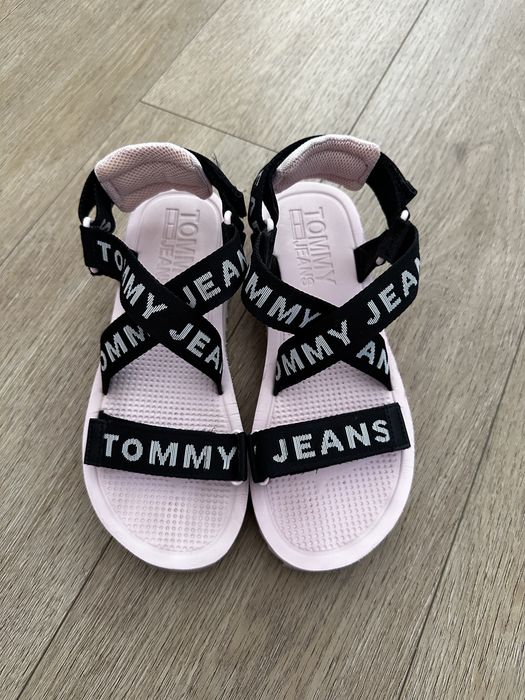 Tommy Hilfinger Sandały