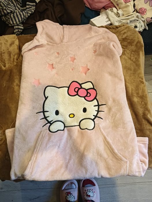 Bluza koc Hello Kitty Sanrio House Piżama