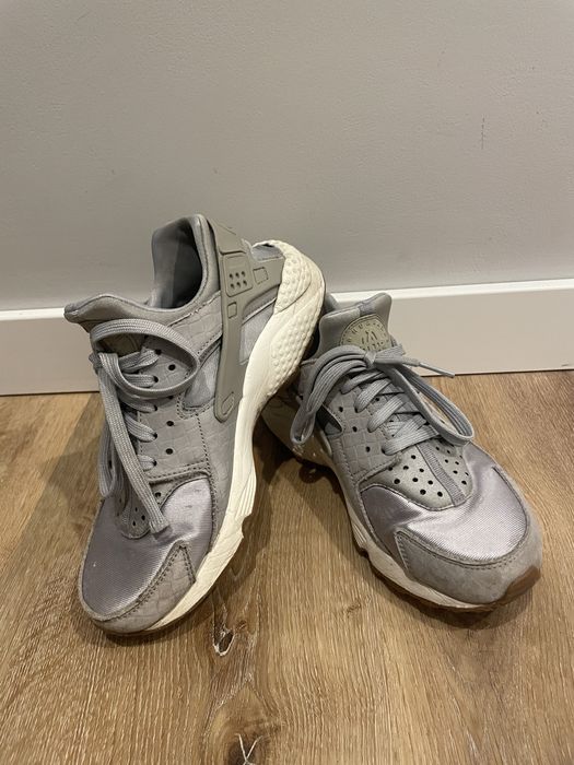 Nike Huarache szare/srebrne