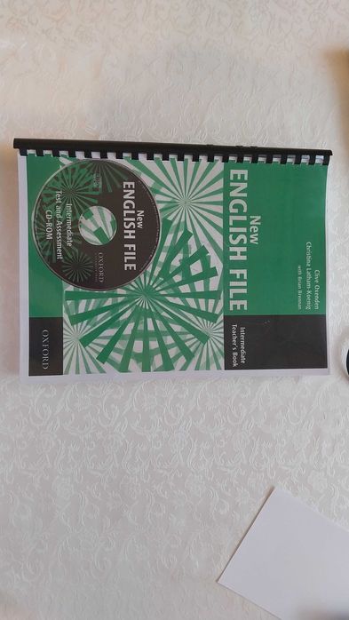 New English File intermediate Teachers Book na sprzedaz