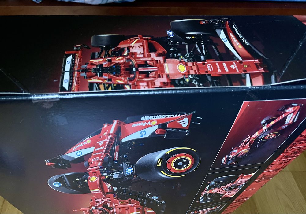 Lego 42207 Ferrari SF-24 Technic
