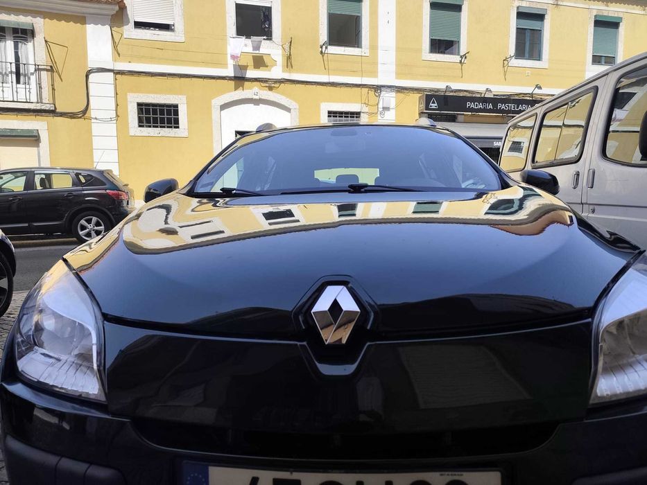 Renault Mégane Sport Tourer 1.5 dCi Dynamique S 110cv (2010) – Excelente Estado