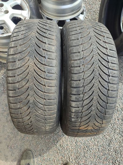 Резина зима 215.60.16 пара