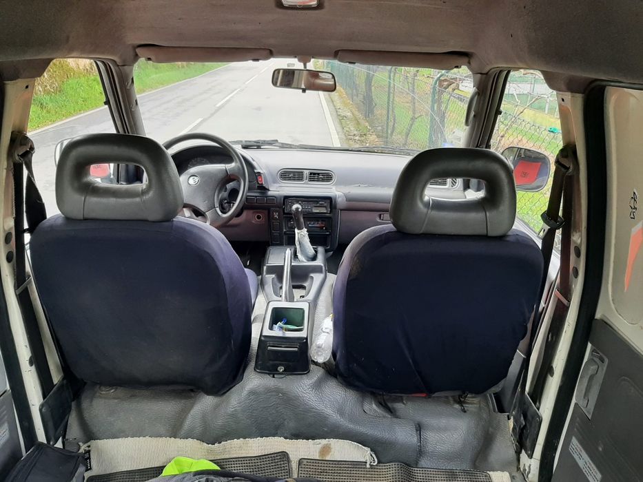 Nissan vanette 1997 5 lugares