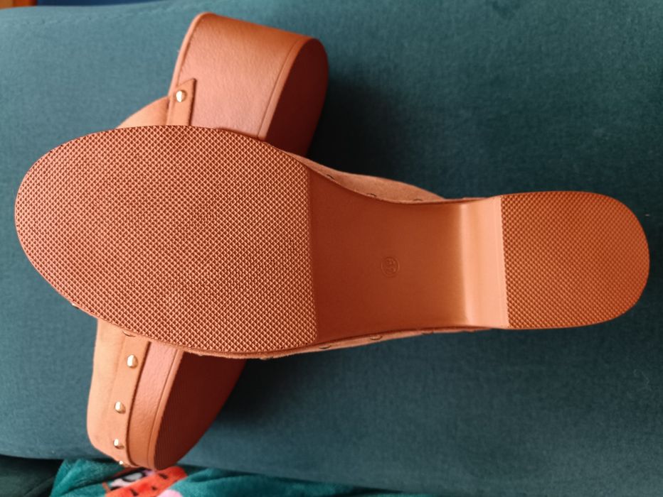 Buty mule brązowe