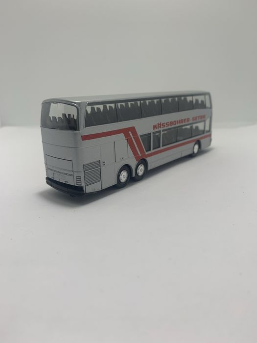 Setra S 228 DT da Herpa escala 1/87