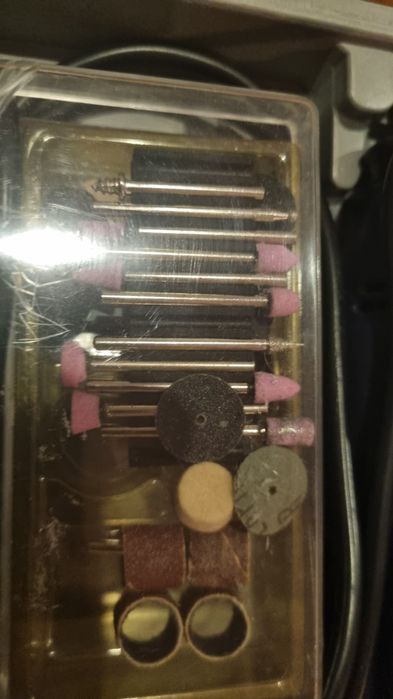 Dremel multitool urządzenie wielofunkcyjne zrstaw końcówek