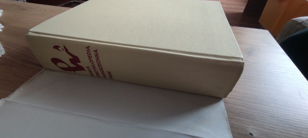 Mała encyklopedia powszechna PWN