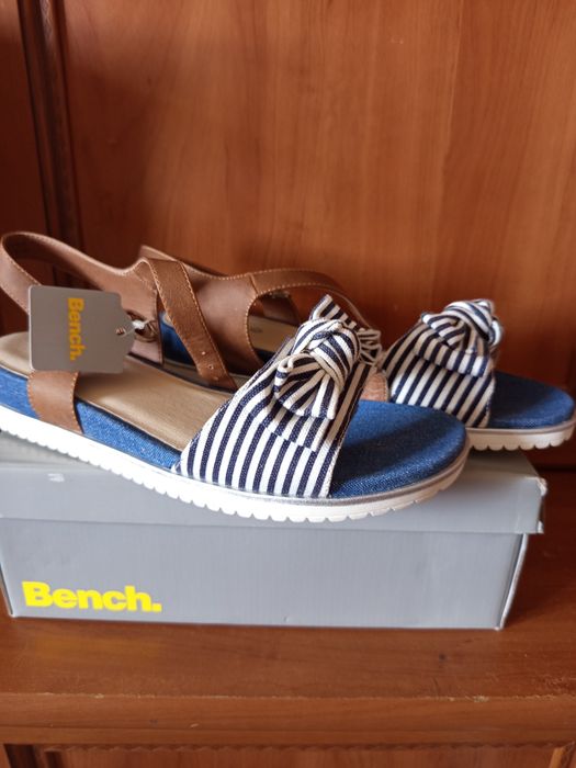 Босоножки Bench 38р новые