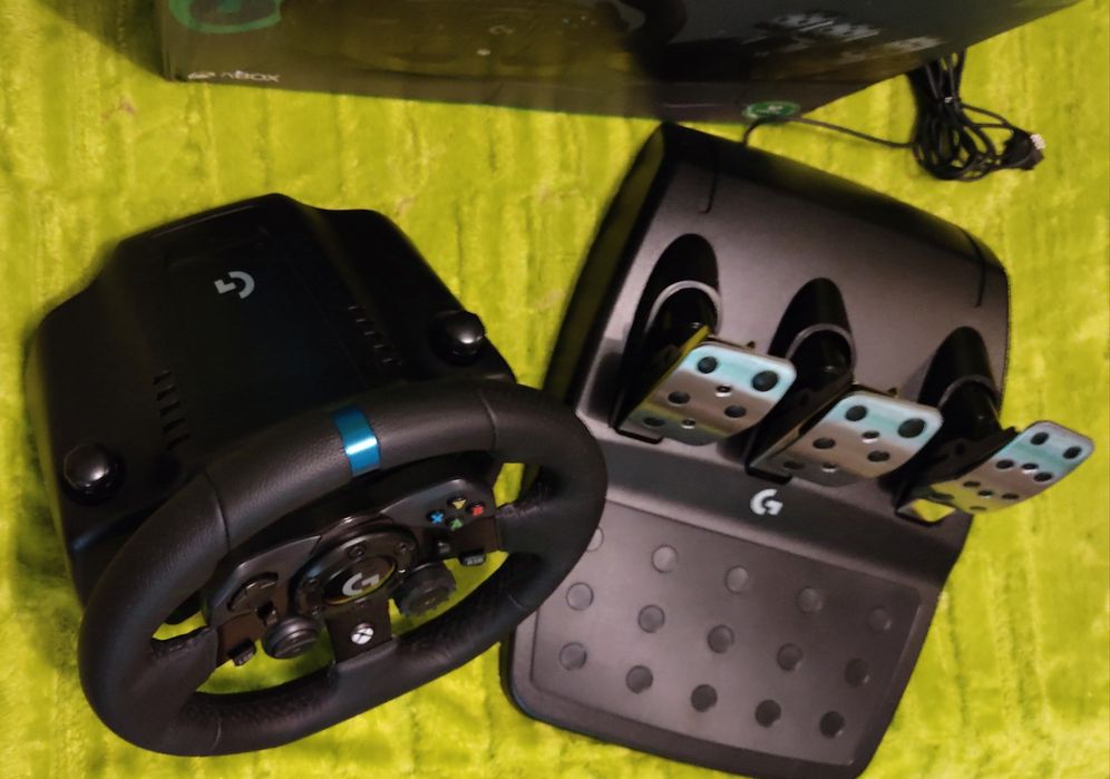 Logitech G923 XBOX  jogo simulação volante pedais playseat simracing