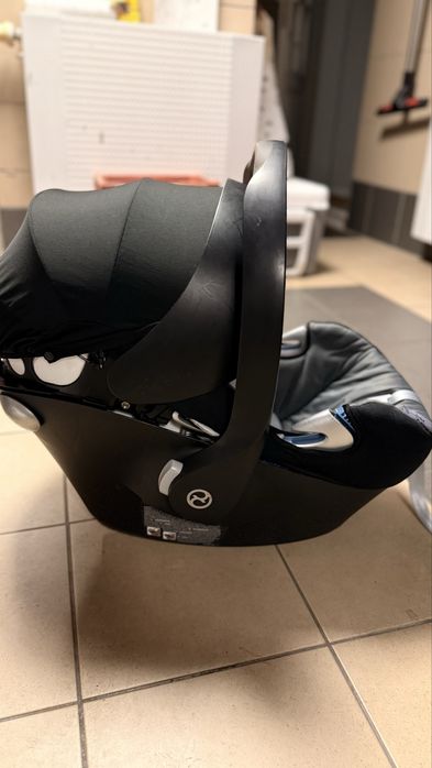 Fotelik nosidelko Cybex Aton Q
