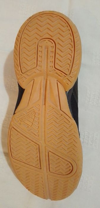 Красовки Adidas 38 розм.