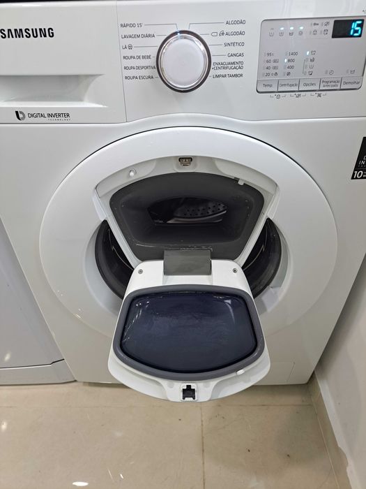 Máquina de lavar roupa