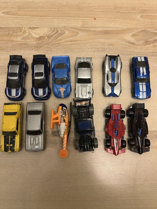 Хот вілс Hot Wheels металеві машинки оригіналні