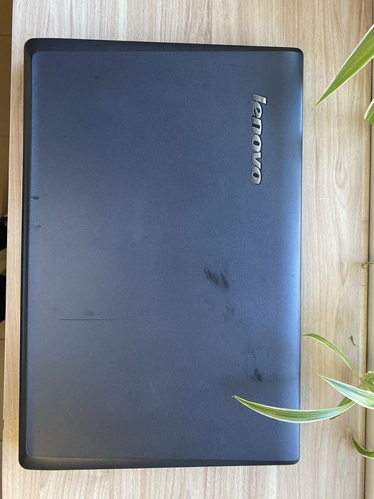 Ноутбук Lenovo G560 (I3-M380/4GB RAM)