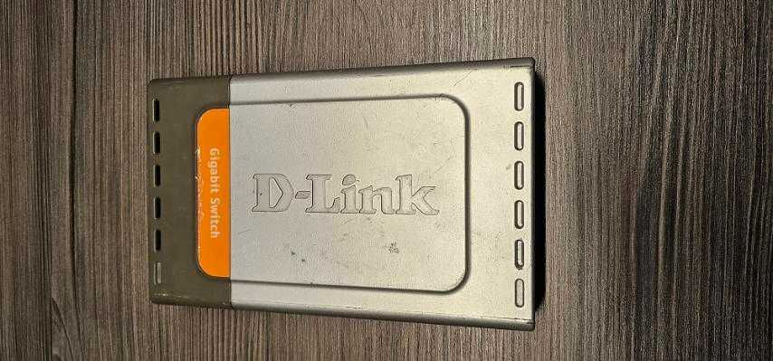 Комутатор локальної мережі (Switch) D-Link DES-1008D