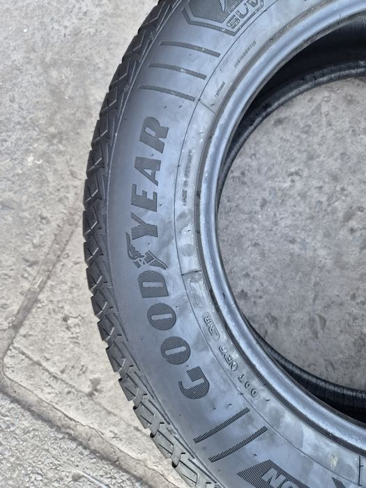 Шини всесезонні 255/60/r18, Goodyear Vector 4Seasons, 2022р, протектор 7мм.