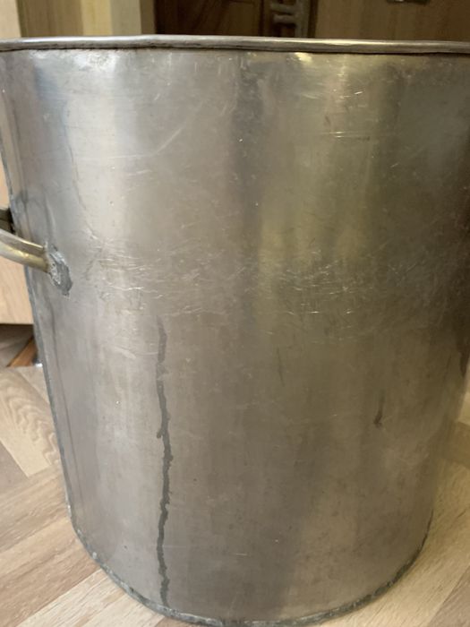 Кастрюля з нержавійки