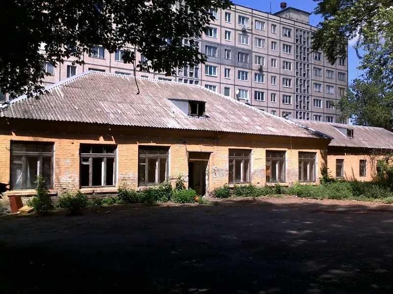 Промзона/Склади 636 м² на ділянці 0.27 га, вул. М. Ушакова, 16