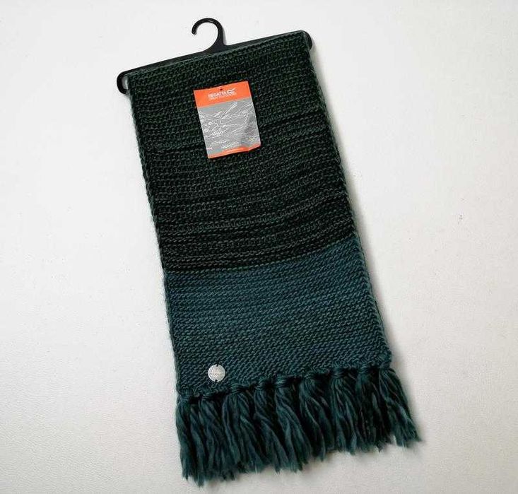 Новый теплый изумрудный длинный шарф Regatta