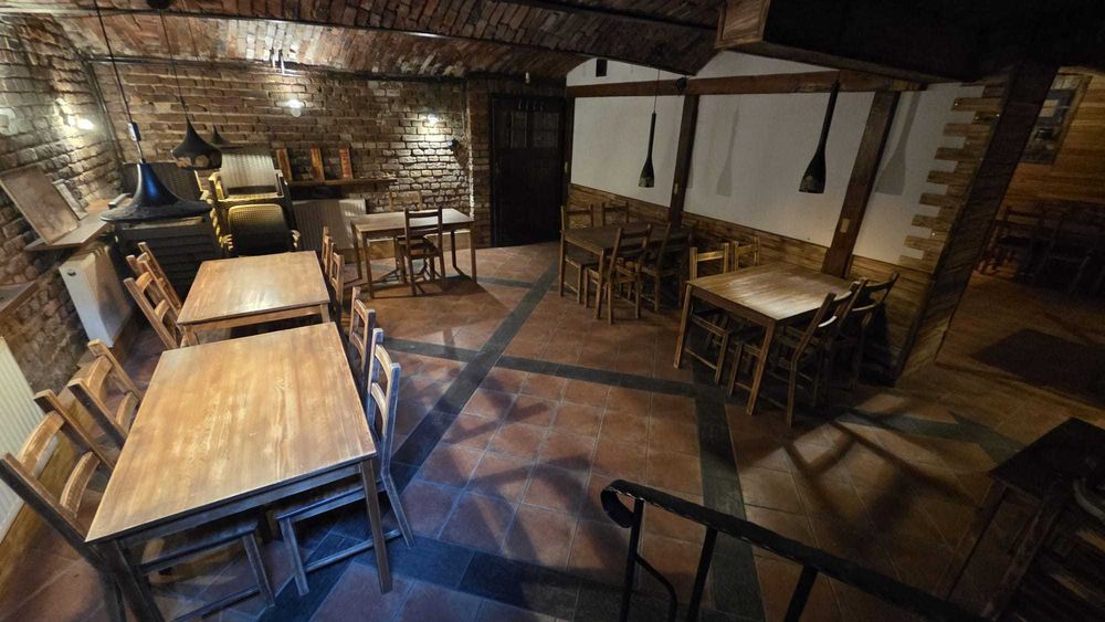 Lokal-pizzeria-restauracja-przyjęcia okolicznościowe