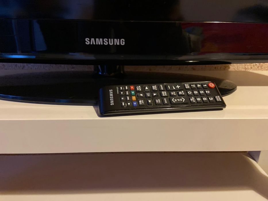Telewizor Samsung 32 cali LE32E420E2W