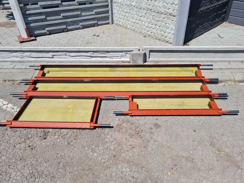 Piwniczka cmentarna, grobowa - formy do produkcji.