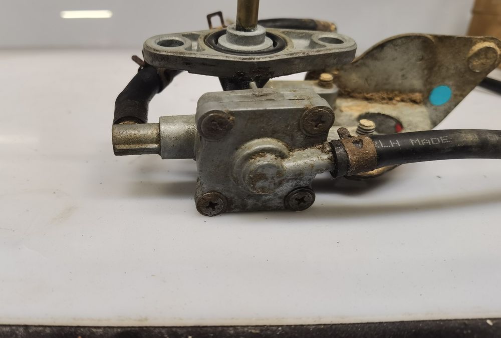 Kranik paliwa kawasaki kvf 650 09r brute force praire