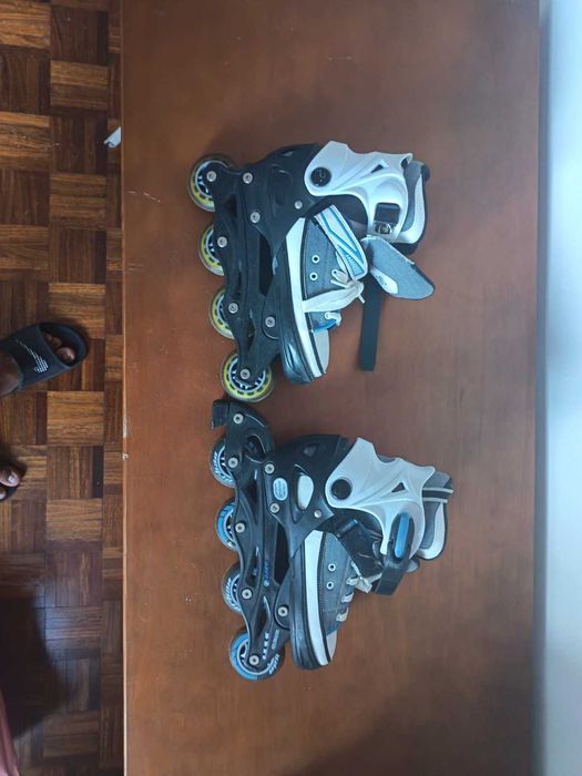 Patins em linha ajustáveis 37-40 - par completo