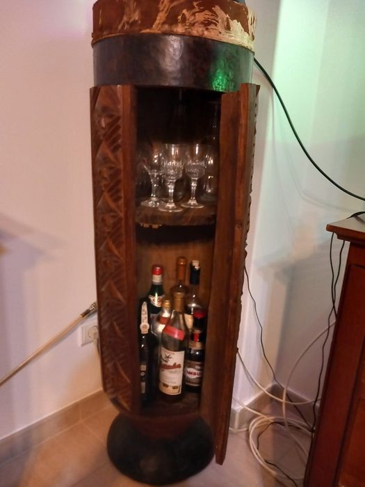 Tambor bar origem Namíbia em madeira e pele genuína