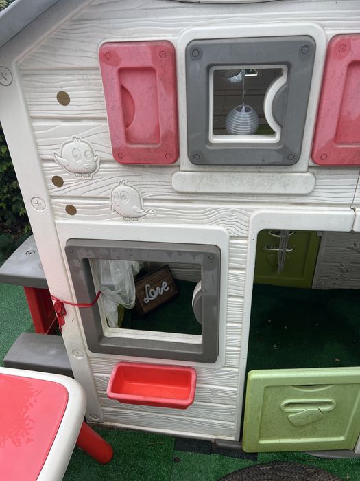 Domek ogrodowy snoby plus stolik i krzeslo snoby