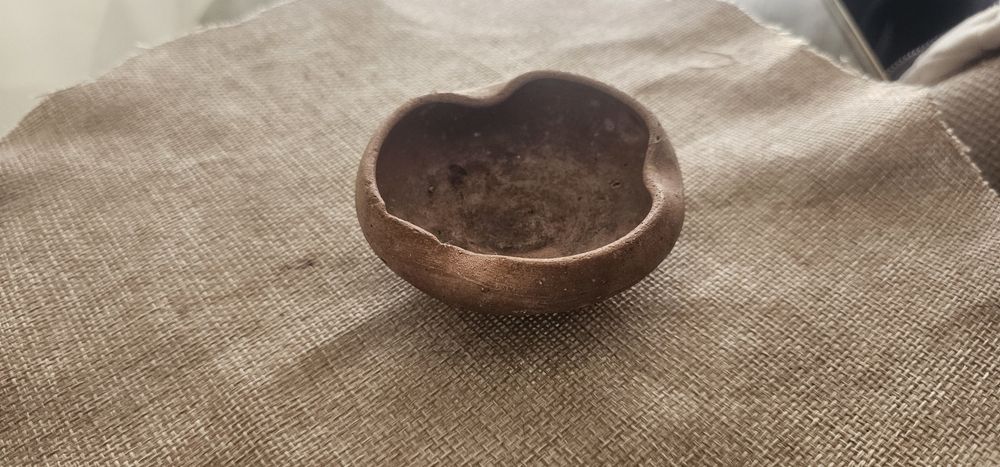 Cinzeiro / Prato Decorativo em Barro Artesanal Orgânico (Estilo Wabi-Sabi / Rústico)
