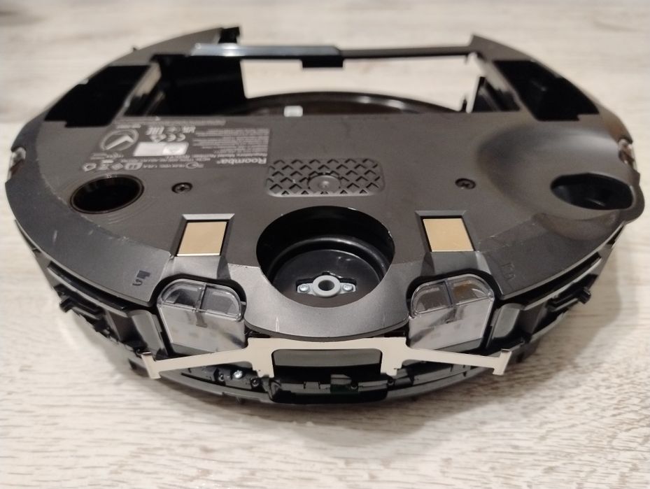 Płyta Główna z obudową i czujnikami Irobot Roomba i3 (Uszkodzona)