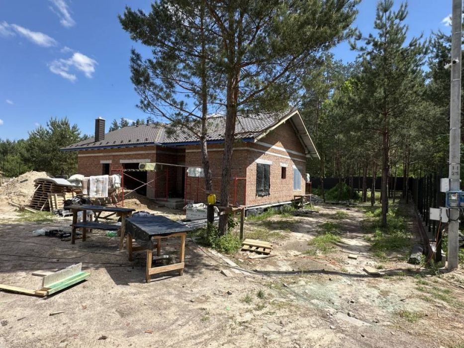 Тарасівка 75 соток під будівництво з соснами вихід в ліс з двох сторін