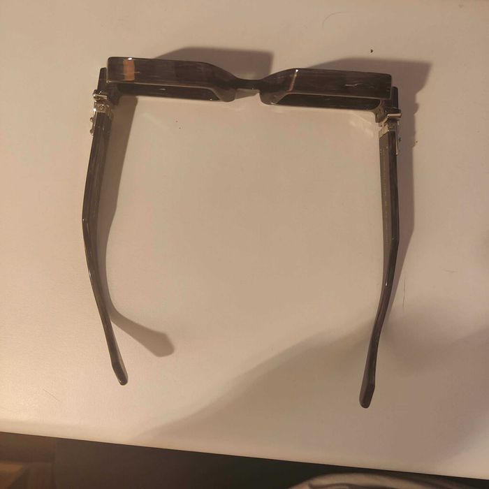 Louis Vuitton 1.1 millionaires sunglasses gris marble